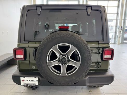 Used 2021 Jeep Wrangler Unlimited Sport image 37