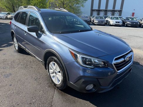 Used 2018 Subaru Outback 2.5i AWD/4WD image 5