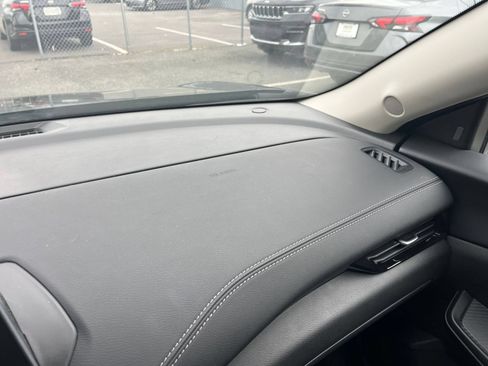 Used 2025 Nissan Sentra SV FWD image 29