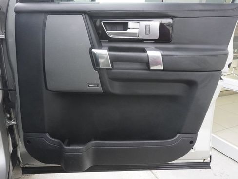 Used 2016 Land Rover LR4 HSE LUX image 21