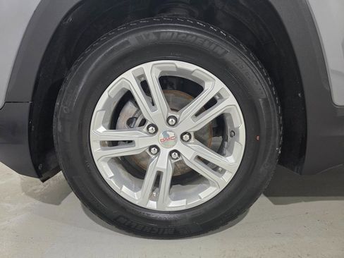 Used 2021 GMC Terrain SLE image 8