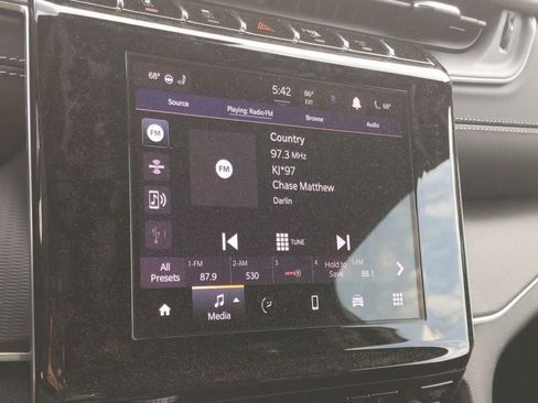 New 2025 Jeep Grand Cherokee L Laredo w/ Luxury Tech Group I RWD image 19