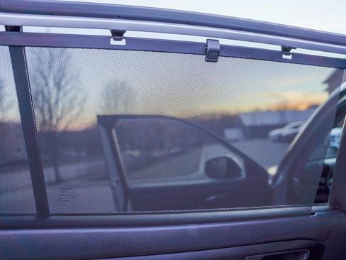 Used 2021 Toyota Highlander XLE image 32