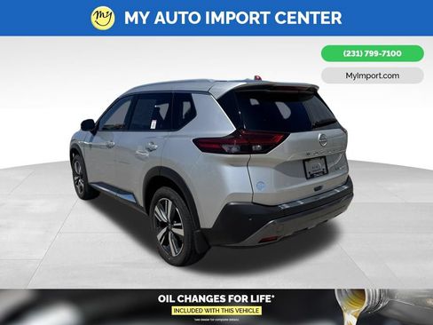 Used 2023 Nissan Rogue SL AWD/4WD image 4