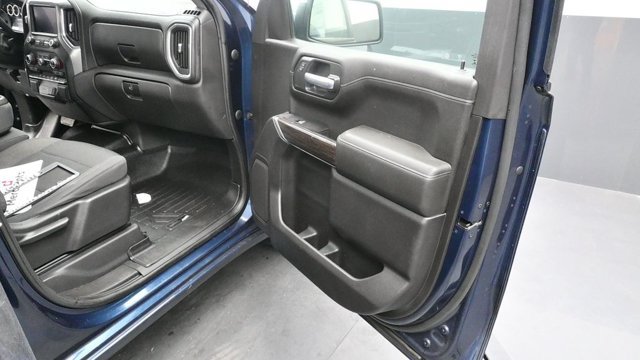 Used 2021 Chevrolet Silverado 1500 LT AWD/4WD image 18
