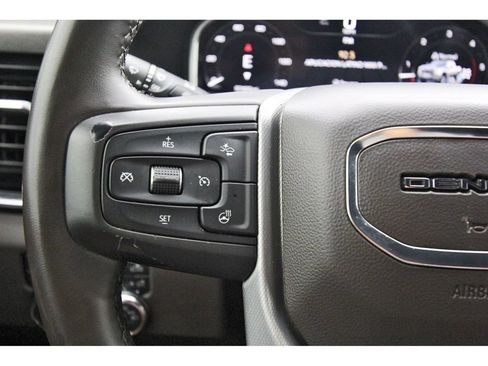 Used 2024 GMC Sierra 2500 Denali w/ Denali Reserve Package AWD/4WD image 15