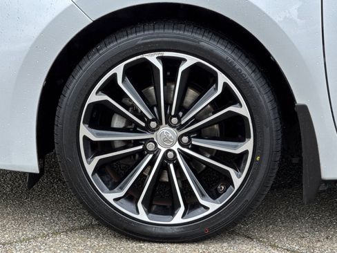 Used 2014 Toyota Corolla S Premium image 10