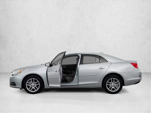 Used 2016 Chevrolet Malibu LTZ image 13