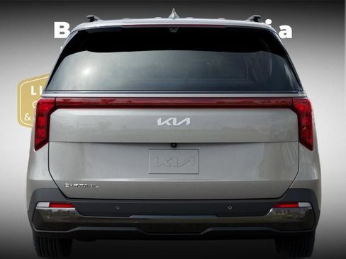 New 2026 Kia Carnival SX FWD image 13
