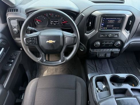Used 2022 Chevrolet Silverado 1500 Custom image 12