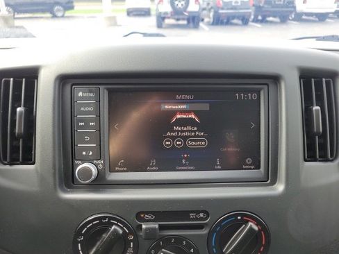 Used 2020 Nissan NV200 S image 21