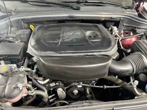 Used 2022 Jeep Grand Cherokee Laredo X image 30