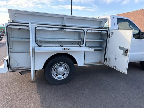 Used 2013 Ford F250 XL w/ PWR Equipment Group RWD image 7
