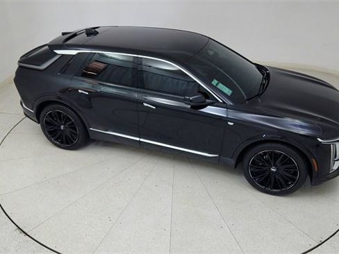 Used 2025 Cadillac Lyriq Luxury image 76
