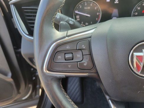 Used 2023 Buick Envision Avenir image 19