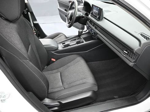 Used 2024 Honda Accord EX image 18