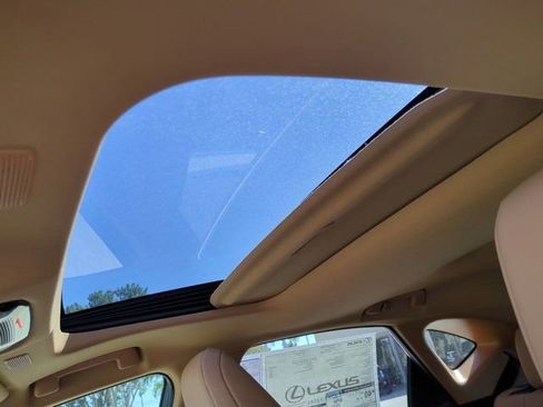 New 2026 Lexus NX 350h FWD image 19