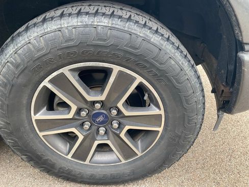 Used 2017 Ford F150 XLT w/ Equipment Group 302A Luxury AWD/4WD image 5