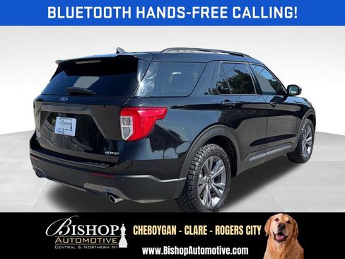 Used 2022 Ford Explorer XLT w/ Equipment Group 202A AWD/4WD image 11
