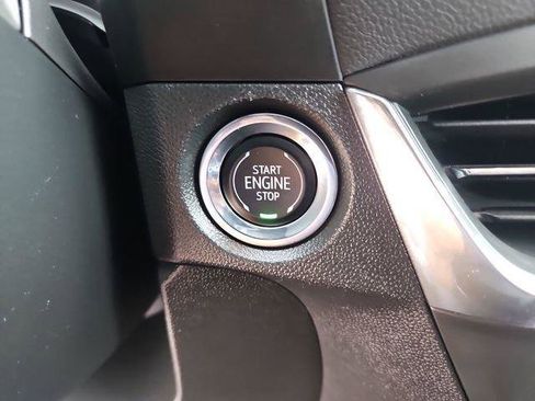 Used 2025 Buick Encore GX Preferred FWD image 16