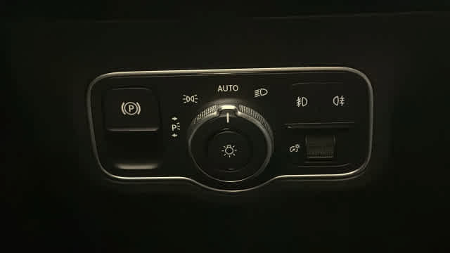 Certified 2026 Mercedes-Benz GLB 250 4MATIC image 16