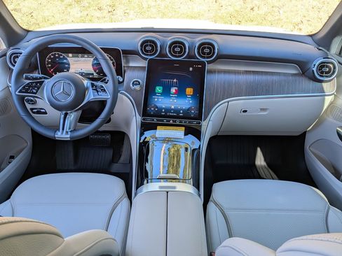 New 2026 Mercedes-Benz GLC 300 300 image 29