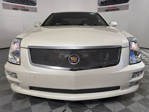 Used 2006 Cadillac STS V8 w/ Preferred Equipment Group image 9