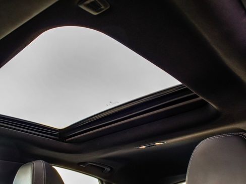 Used 2024 BMW i4 xDrive40i image 44