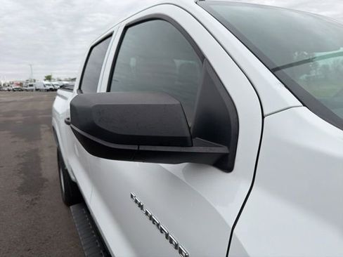 Used 2024 Chevrolet Colorado W/T w/ WT Convenience Package image 5