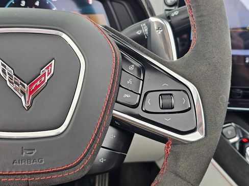 Used 2023 Chevrolet Corvette Stingray Premium Conv w/ Z51 Performance Package image 28