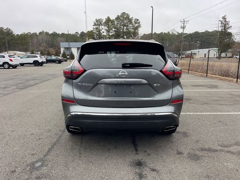 Used 2023 Nissan Murano SV image 6