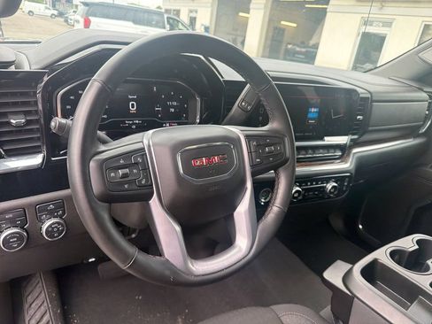 Used 2024 GMC Sierra 1500 Elevation AWD/4WD image 14
