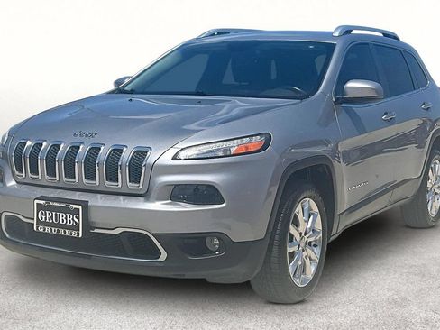 Used 2016 Jeep Cherokee Limited FWD image 14