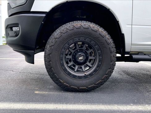 Used 2025 RAM 2500 Tradesman AWD/4WD image 9