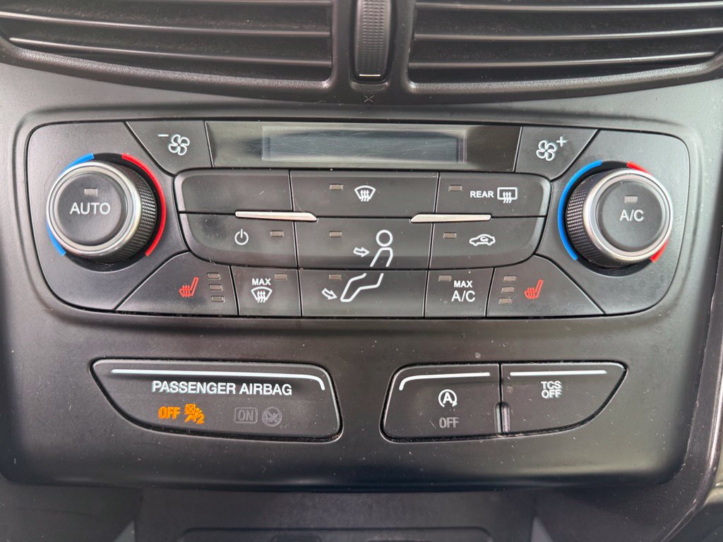 Used 2017 Ford Escape Titanium AWD/4WD image 32