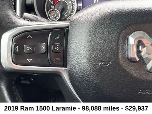 Used 2019 RAM 1500 Laramie image 13