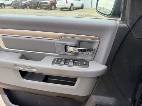 Used 2017 RAM 1500 Big Horn image 14