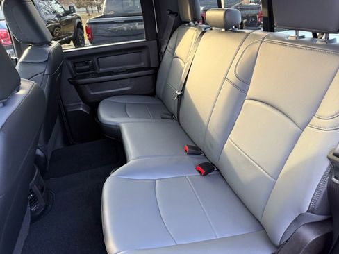 New 2025 RAM 2500 Tradesman w/ Safety Group AWD/4WD image 32