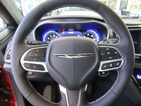 New 2026 Chrysler Pacifica Select image 20