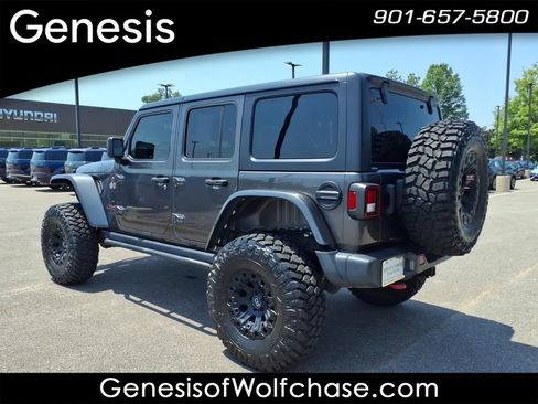 Used 2021 Jeep Wrangler Unlimited Rubicon w/ Cold Weather Group AWD/4WD image 3