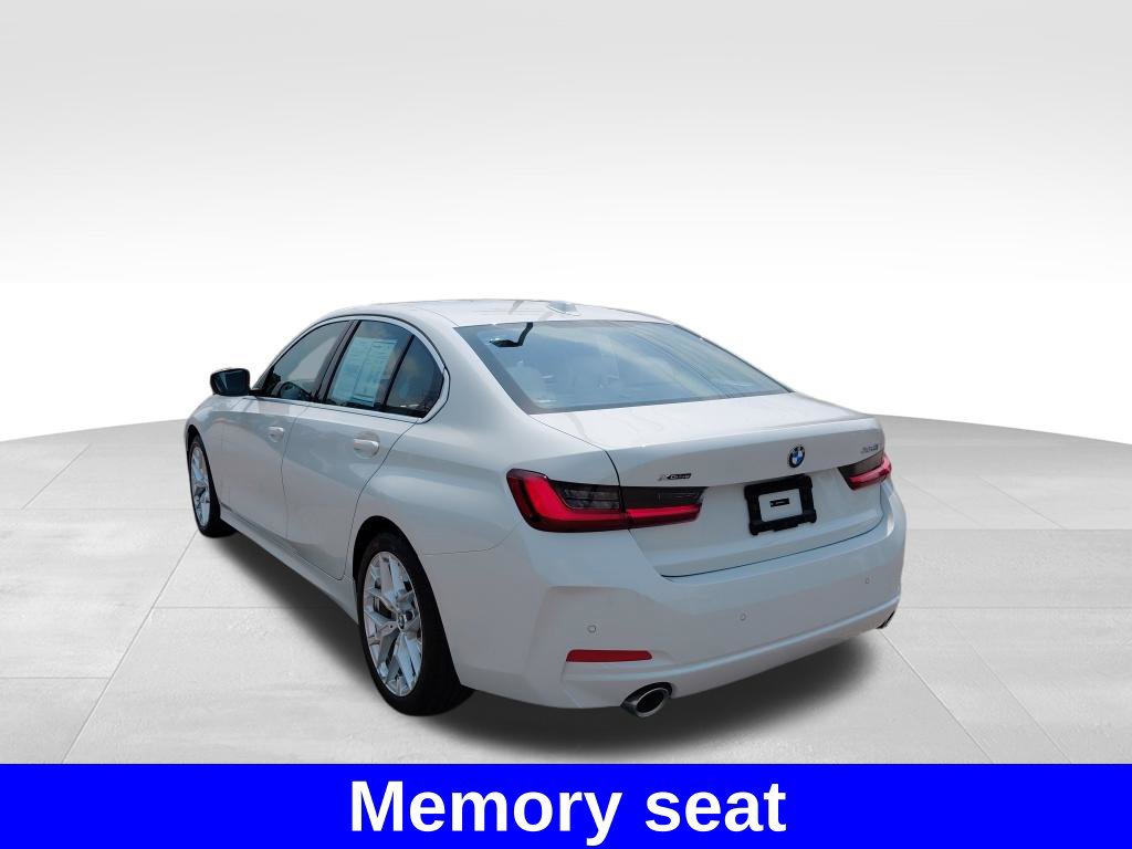 Used 2026 BMW 330i xDrive Sedan w/ Premium Package AWD/4WD image 17