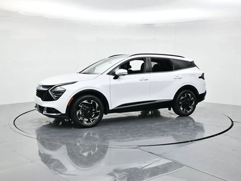 Used 2025 Kia Sportage SX image 6