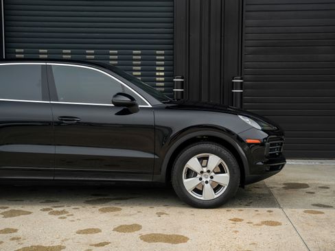 Certified 2019 Porsche Cayenne image 15