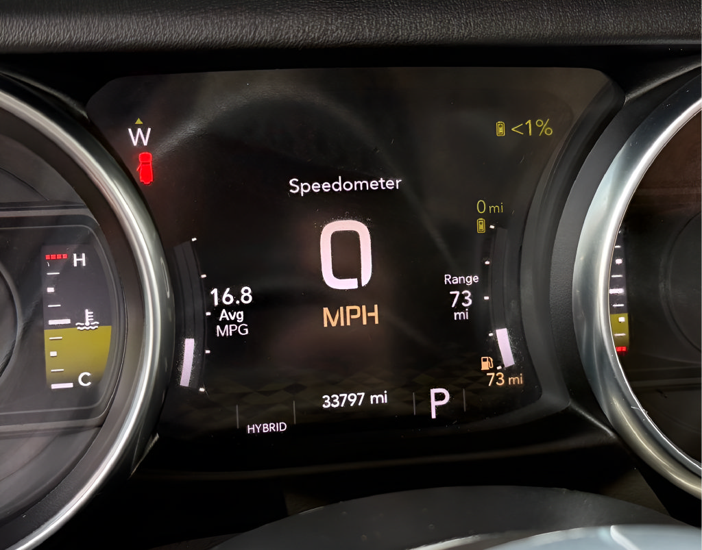Used 2022 Jeep Wrangler Unlimited Sahara AWD/4WD image 43