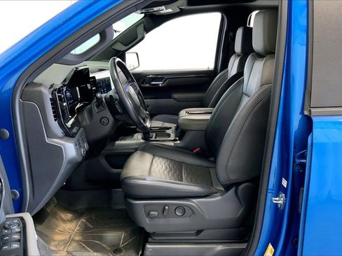 Used 2022 Chevrolet Silverado 1500 ZR2 w/ Technology Package image 15