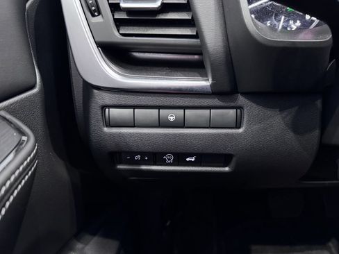 Used 2023 Nissan Rogue SV w/ SV Premium B Package AWD/4WD image 25