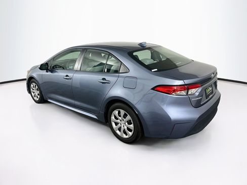 Used 2025 Toyota Corolla LE w/ Convenience Package FWD image 5