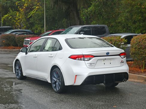 Certified 2023 Toyota Corolla LE image 3