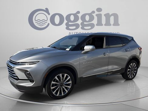 Used 2023 Chevrolet Blazer Premier w/ Driver Confidence II Package FWD image 1
