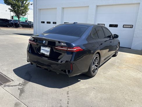 Used 2024 BMW i5 M60 w/ Premium Package AWD/4WD image 22
